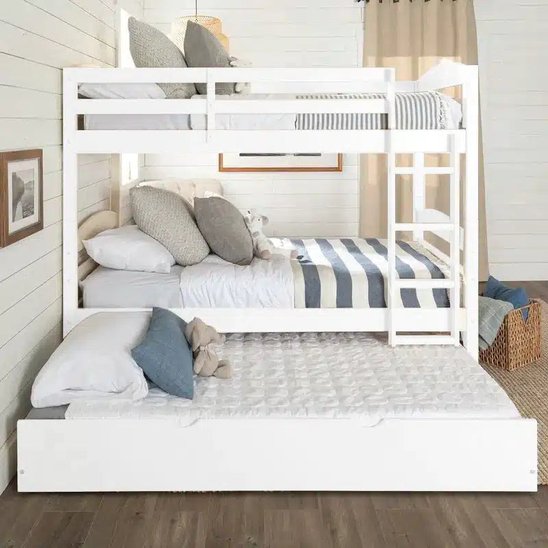 Three-story bed natural wood – Hmz-368